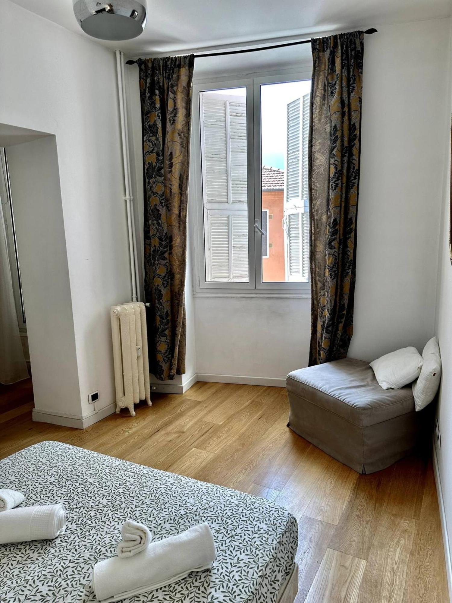 Beau 3 Pieces Vue Mer Menton Exterior photo